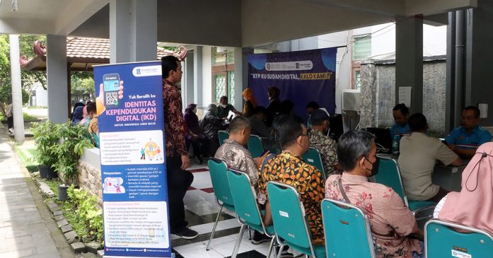 Aktivasi IKD Surabaya Capai 139.970, Dispendukcapil Jalin Kerjasama dengan Kepolisian dan Perusahaan Swasta