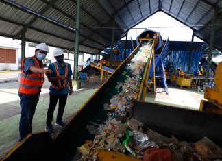 Danone-AQUA dan Pemkab Lamongan Resmikan TPST Terbesar di Jawa Timur Untuk Tingkatkan Pengelolaan Sampah Terpadu