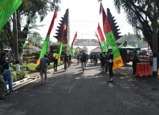 Gowes 8 Penjuru Mata Angin, Danrem 082/CPYJ Sebut Tetap berlakukan Prokes Gowes 8 Penjuru Mata Angin, Danrem 082/CPYJ Sebut Tetap berlakukan Prokes (foto : ist)