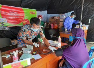 Mobil Klinik Indosat Ooredoo Beri Bantuan atas Serangkaian Bencana di Seluruh Indonesia