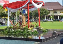 Gubernur Jawa Timur Pimpin Apel Gelar Operasi Lilin 2020