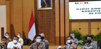 Dipandu Emil Dardak, KPK RI dan Kepala Daerah se-Jawa Timur Bahas Pencegahan Korupsi Emil Dardak