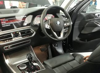 Lebih Banyak Fitur, New BMW X5 Hadir di Surabaya otomotif