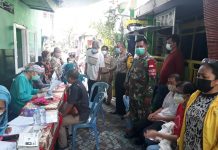 70 Warga Jalan Kalongan Di Vaksin Satgas Covid Kalongan Surabaya