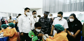 Sepuluh Ribu Vaksin bagi Mitra Gojek, Masyarakat Surabaya serta Malang Gojek Indonesia