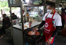 Cak Rusdi Seorang Pedagang Nasi Goreng yang Mulai Nabung dan Beli Rumah Pasca Gabung Ekosistem Digital Sentra Wisata Kuliner