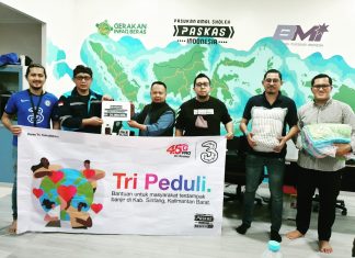 3 Indonesia Salurkan Bantuan untuk Korban Banjir di Kabupaten Sintang Kalimantan Barat Tri Indonesia