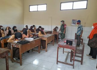 Pembelajaran Tatap Muka Jadi Pantauan Babinsa Babinsa Surabaya