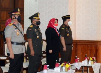 Kasdam V/Brawijaya Jadi Saksi Pelantikan Kepala BKKBN Jatim Kasdam V Brawijaya