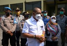 Gelombang Tinggi di Perairan Surabaya, Nelayan dan Warga Pesisir Diminta Waspada