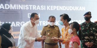 Genap Setahun Kepemimpinan Eri Cahyadi-Armuji, Pelayanan Publik Diintegrasikan dan Dimaksimalkan di Kelurahan
