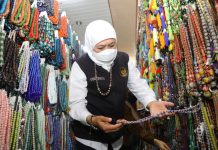 Manik-Manik dari Desa di Jombang ini Tembus Eropa, Gubernur Khofifah Usulkan Jadi Desa Devisa Ke LPEI