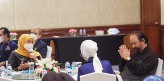 Silaturahmi dengan Surya Paloh, Khofifah Jelaskan Pertumbuhan Ekonomi dan Penurunan Kemiskinan di Jatim