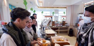 Harris Hotel Bundaran Satelit Surabaya Gelar Bukber Sebulan Penuh Selama Ramadan Harris Hotel Bundaran Satelit Surabaya