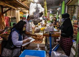 Keliling ke Pasar-pasar, Pemkot Surabaya bersama BPOM Awasi Keamanan Pangan Selama Ramadan
