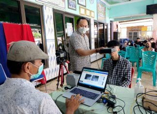 Jangkau Pelayanan Perekaman KTP Elektronik di Perkampungan, Pemkot Surabaya Jemput Bola Datangi Warga
