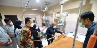 Bila Memungkinkan, Wali Kota Eri Cahyadi Berharap Pasien Korban Kecelakaan Bus Dirawat di Surabaya