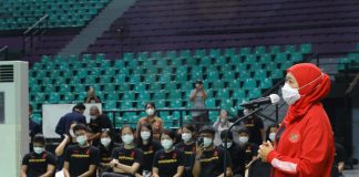Lepas Kontingen Timnas Basket Putri ke SEA Games XXXI Vietnam, Gubernur Khofifah Optimis Raih ‘Medali Naik Kelas’