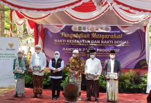 Peringati 100th Kelahiran Foundernya, Paguyuban Sinar Mas Wakafkan 1000 Al-Quran di Sumenep Paguyuban Sinar Mas Jawa Timur