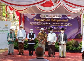 Peringati 100th Kelahiran Foundernya, Paguyuban Sinar Mas Wakafkan 1000 Al-Quran di Sumenep Paguyuban Sinar Mas Jawa Timur