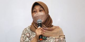 Pengawasan KTR Surabaya Dilakukan, Pelanggar Terancam Sanksi dan Denda