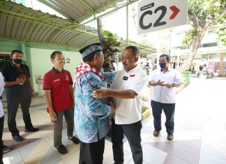 Wawali Armuji Kunjungi Asrama Haji Sukolilo, Sapa Jemaah Haji Asal Surabaya yang Akan Berangkat