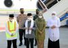 Gubernur Khofifah Dampingi Wapres Ma’ruf Amin Berangkatkan 449 Jemaah Haji Kloter Pertama Asal Jatim