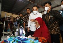 Resmikan Kampung Jahit Nusantara, Wali Kota Eri Cahyadi Minta Kepala PD, Camat, dan Lurah Jadi Marketingnya
