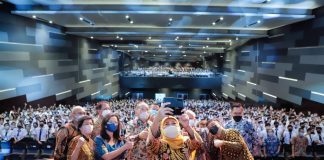 Songsong Indonesia Emas 2045, Gubernur Khofifah Tekankan Pentingnya Bekal Keterampilan Sosial untuk Generasi Muda