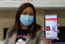 Pedagang Toko Kelontong di Surabaya Rasakan Manfaat E-Peken