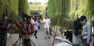 Bersih-bersih di Lorong Belakang Balai Kota, Wali Kota Eri Cahyadi: Kita Harus Memberikan Contoh