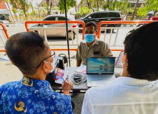 Jemput Bola, Pemkot Surabaya Siapkan Mobil Keliling Pelayanan Perizinan SKRK-IMB di Taman Bungkul