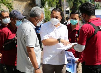 Lihat Kabel Semrawut di Saluran Box Culvert, Wali Kota Surabaya Dorong Dinas SDABM Tata Utilitas di Bawah Saluran
