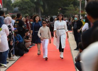 Pertama Kali Digelar, Mejeng Nang Suroboyo Jadi Wadah Kreasi Anak Muda di Bidang Fashion