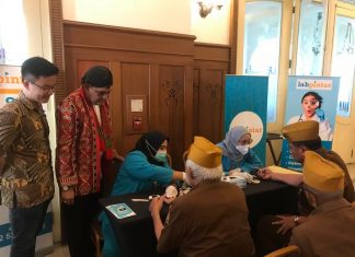 Majapahit Hotel Surabaya MGallery Bermitra dengan YBSI Undang Veteran Surabaya, Peringati Perobekan Bendera Belanda