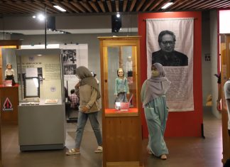 Obat Kangen, Pemkot Surabaya Gelar Pameran “Nostalgia Srimulat” di Basement Alun-alun