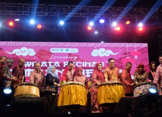 Wali Kota Eri Cahyadi Launching Wisata Pecinan Kembang Jepun di Malam Purnama