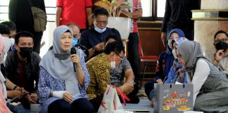 Camat, Lurah, dan Kepala PD di Surabaya Diedukasi Selesaikan Persoalan Warga