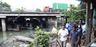 Pemkot Surabaya Entas Warga MBR yang Pengeluarannya di Bawah Rp690 Ribu per Bulan Eri Cahyadi