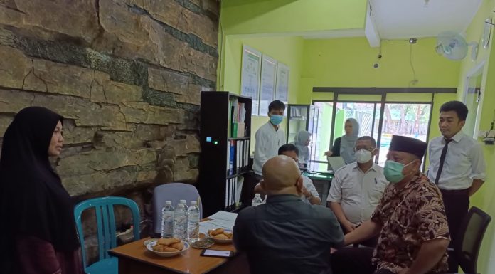 Soal Kabar Urus Adminduk Enam Anak Eks Dolly Sulit? Ternyata Begini Faktanya