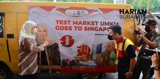 Lepas Ekspor Test Market Produk Olahan Pangan Ke Singapura, Gubernur Khofifah: Upaya Kita Mendorong UMKM Jatim Go Global Khofifah Indar Parawansa