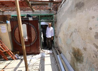 Program Dandan Omah Surabaya, Perbaiki Rumah Sekaligus Ekonomi Warga Wali Kota Surabaya Eri Cahyadi