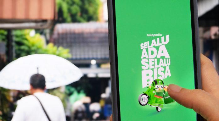 5 Produk Paling Laris di Tokopedia Selama Musim Hujan Tokopedia