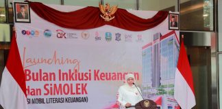 Launching SiMOLEK Pada Bulan Inklusi Keuangan 2022, Gubernur Khofifah Harap Jadi Pendongkrak Literasi dan Inklusi Keuangan di Basis Pasar Tradisional Gubernur Jawa Timur