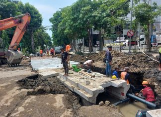 Pengerjaan Saluran Air di Panglima Sudirman dan Biliton Dikebut 2 Minggu, Warga Diimbau Cari Alternatif Jalan Lain