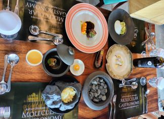 Molecular Gastronomy pertama di Surabaya hadir di Seventeen Lounge Hotel Harris Gubeng Surabaya