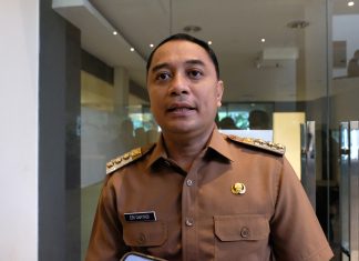 Pemkot Surabaya Tugaskan RT/RW Gotong – Royong Lakukan Pendataan Warga Miskin Eri Cahyadi