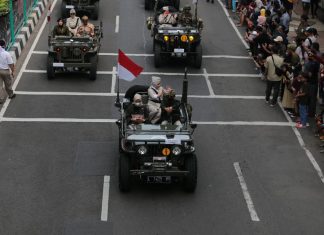 Diikuti 3500 Peserta, Parade Surabaya Juang Berlangsung Semarak Parade Juang Surabaya