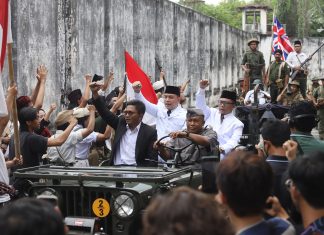 Perankan Soekarno dalam Film “Soera Ing Baja”, Wali Kota Eri: Kehadiran Presiden RI ke Surabaya Bentuk Pengakuan Soera Ing Baja
