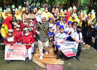 Bangun Karakter Anak Sejak Usia Dini, Pemkot Gelar Karnaval Hari Pahlawan di KBS Surabaya Raya